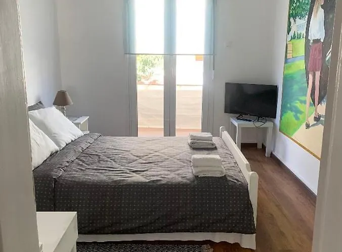 Cozy Flat At Rhodes Centre Daire