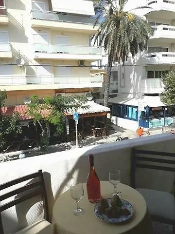 Cozy Flat At Rhodes Centre Daire